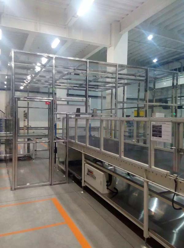 我司為湖北小糸車燈有限公司車間潔凈棚安裝項(xiàng)目順利完工